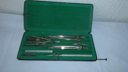 Alter zirkel zubehör kasten - zirkel,